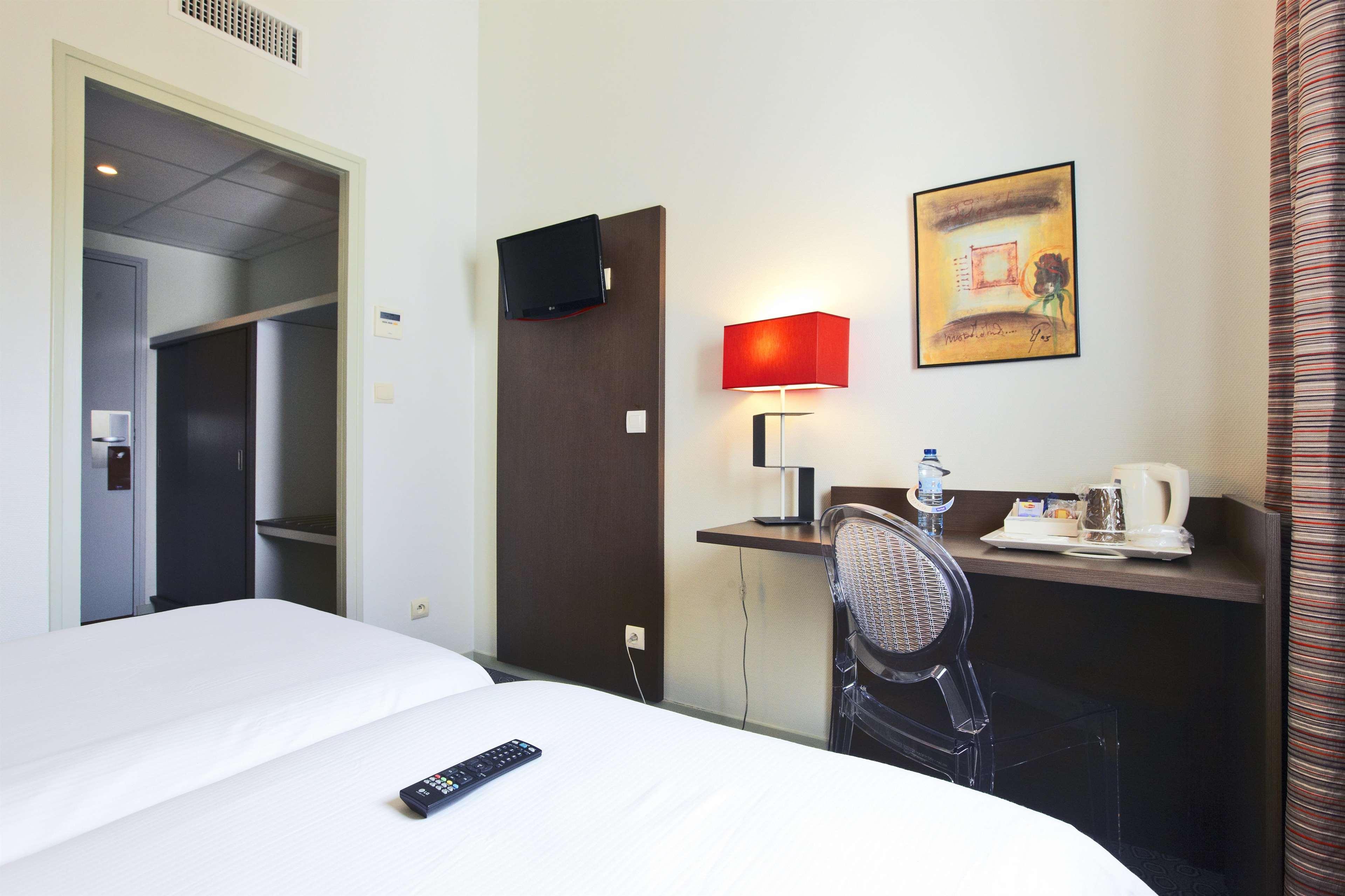 Hotel Kyriad La Rochelle Centre Ville Zewnętrze zdjęcie