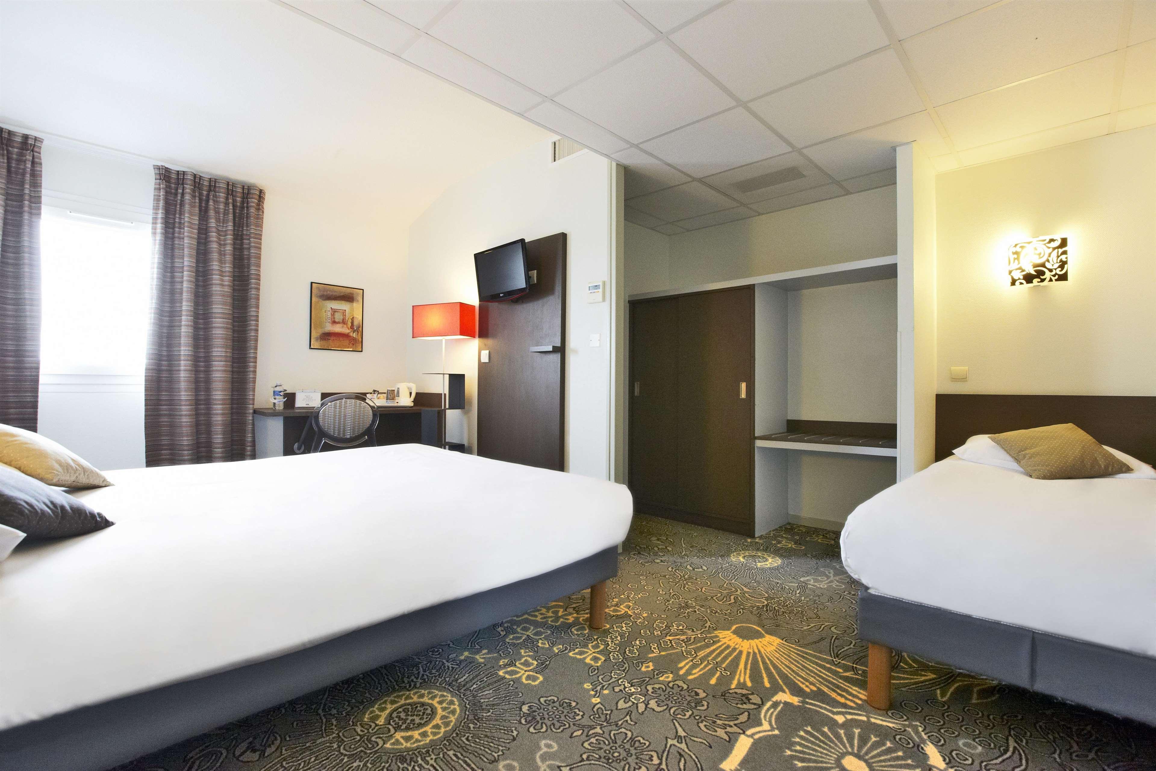 Hotel Kyriad La Rochelle Centre Ville Zewnętrze zdjęcie